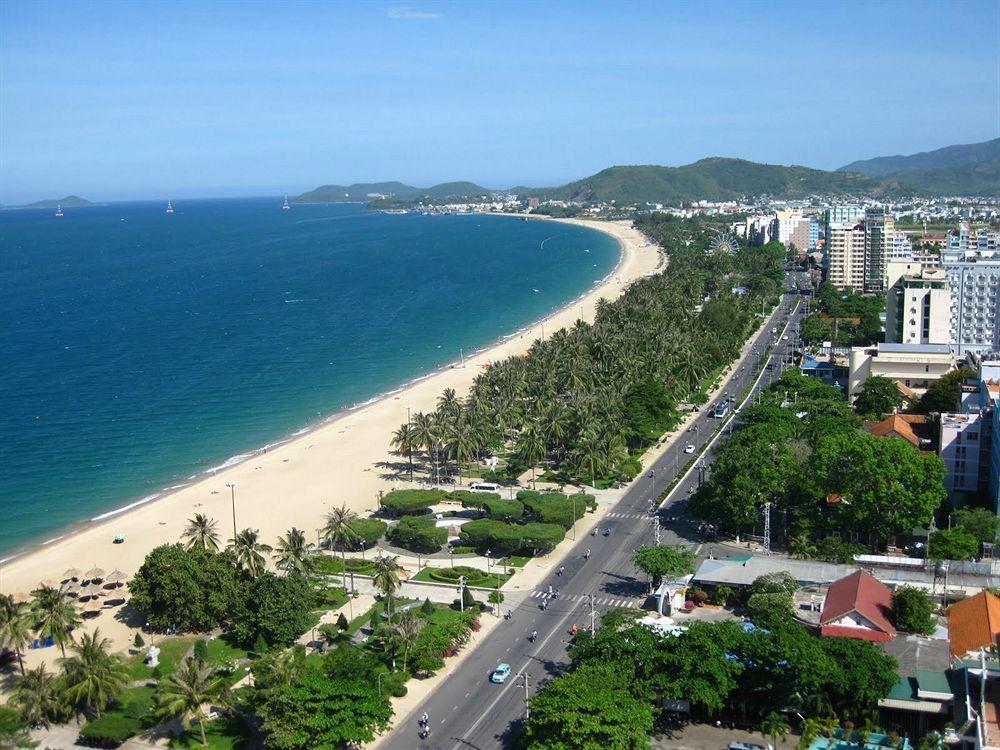 Trung Duong Da Nang Beach Hotel Екстериор снимка