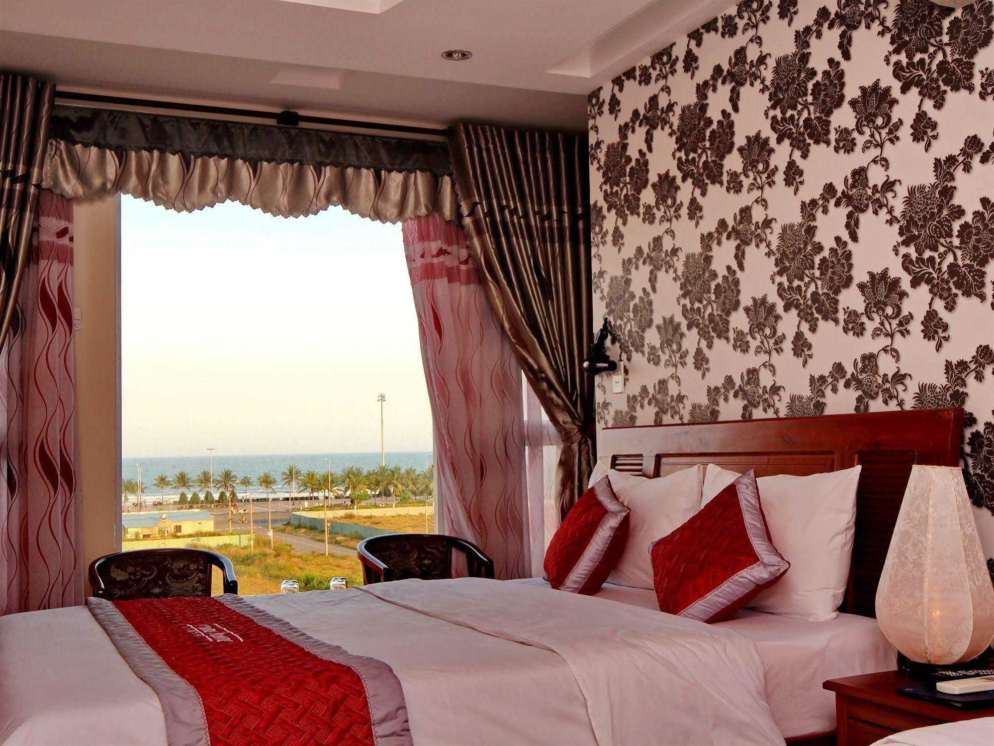 Trung Duong Da Nang Beach Hotel Екстериор снимка