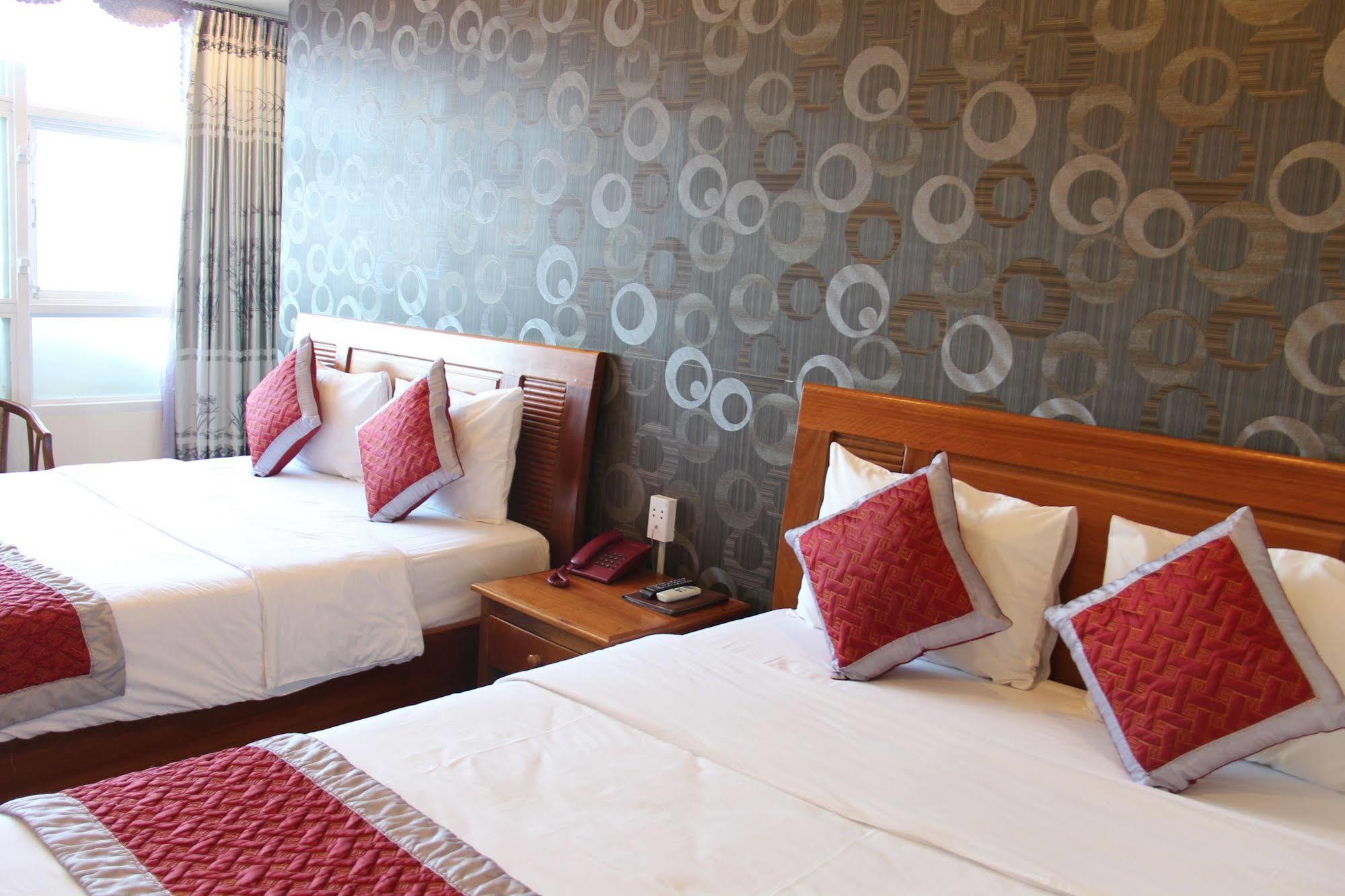 Trung Duong Da Nang Beach Hotel Екстериор снимка